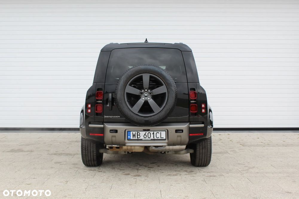 Land Rover Defender - 3