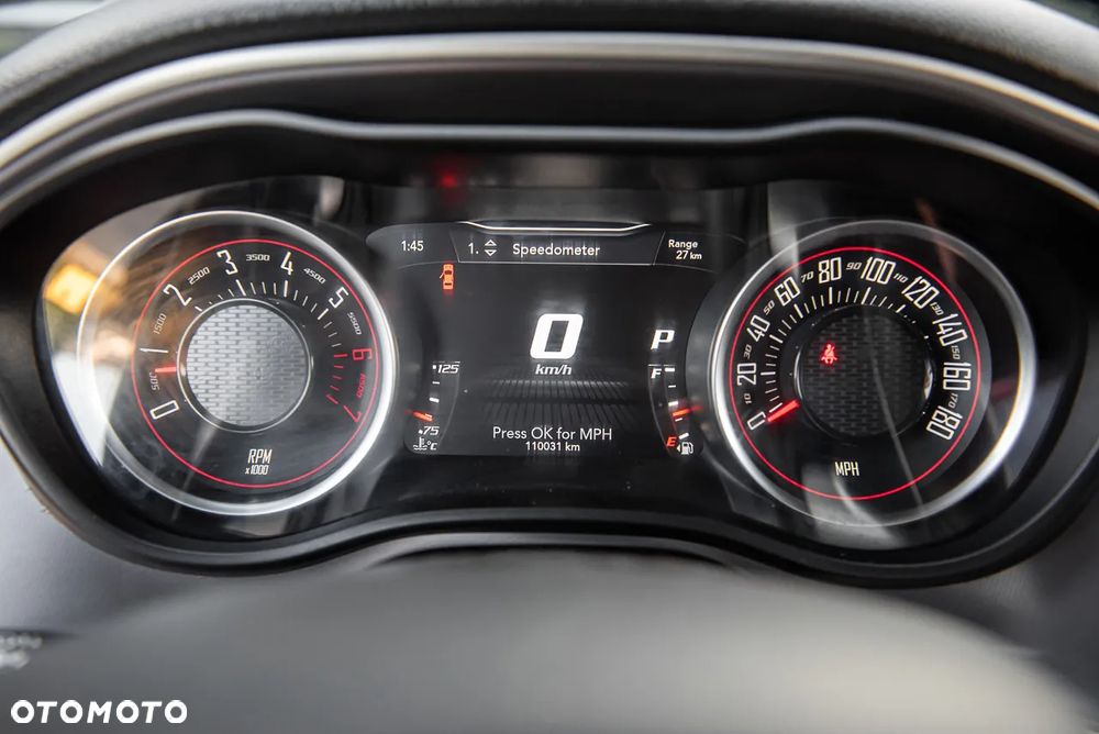 Dodge Challenger 6.4 Scat Pack - 21