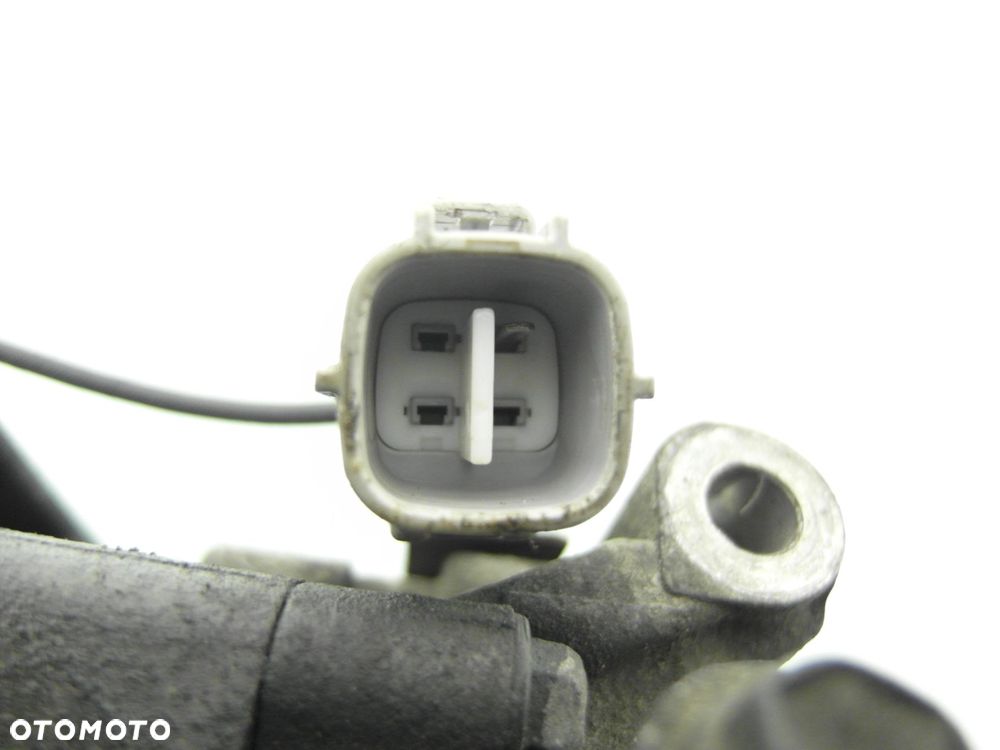KOMPRESOR KLIMATYZACJI TOYOTA COROLLA Verso E12 2.0 D-4D 4472206350 SCSA06C - 4