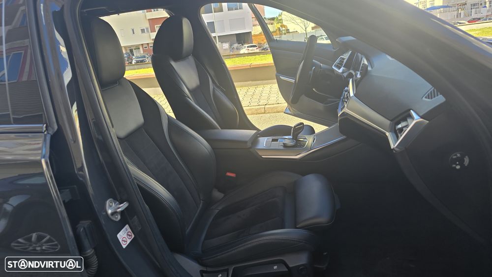 BMW 320 d Touring Pack M Auto - 25