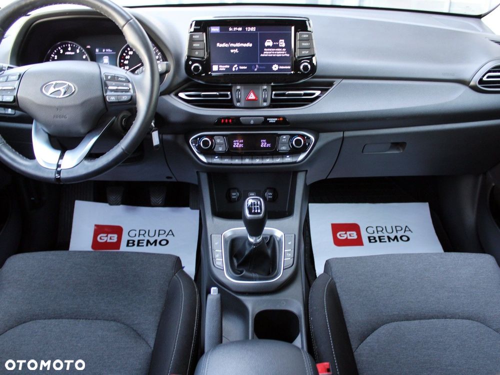 Hyundai i30 1.5 T-GDI 48V Smart - 17