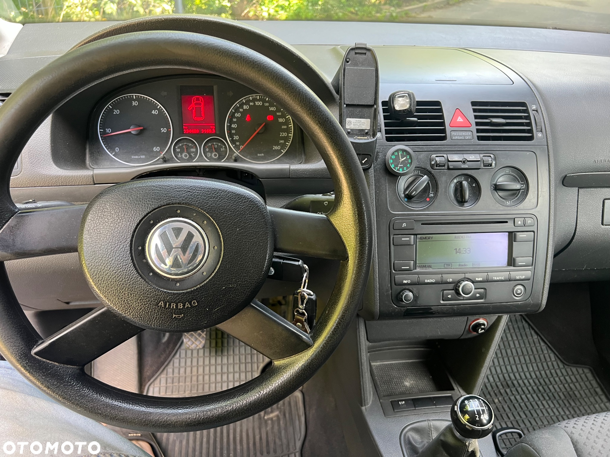 Volkswagen Touran 1.9 TDI Conceptline - 7