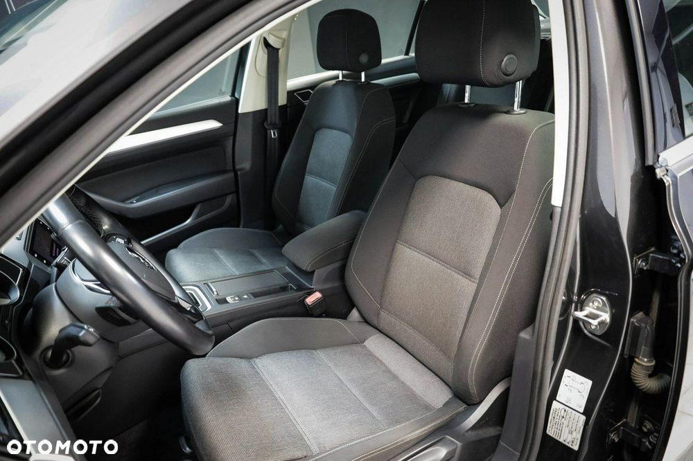 Volkswagen Passat - 15