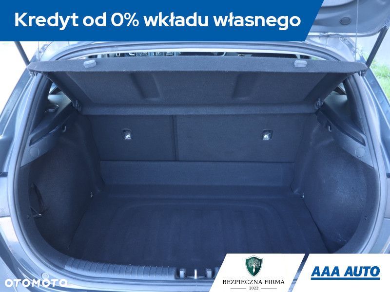 Kia Ceed - 14