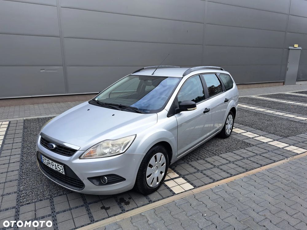 Ford Focus 2009 photo 4