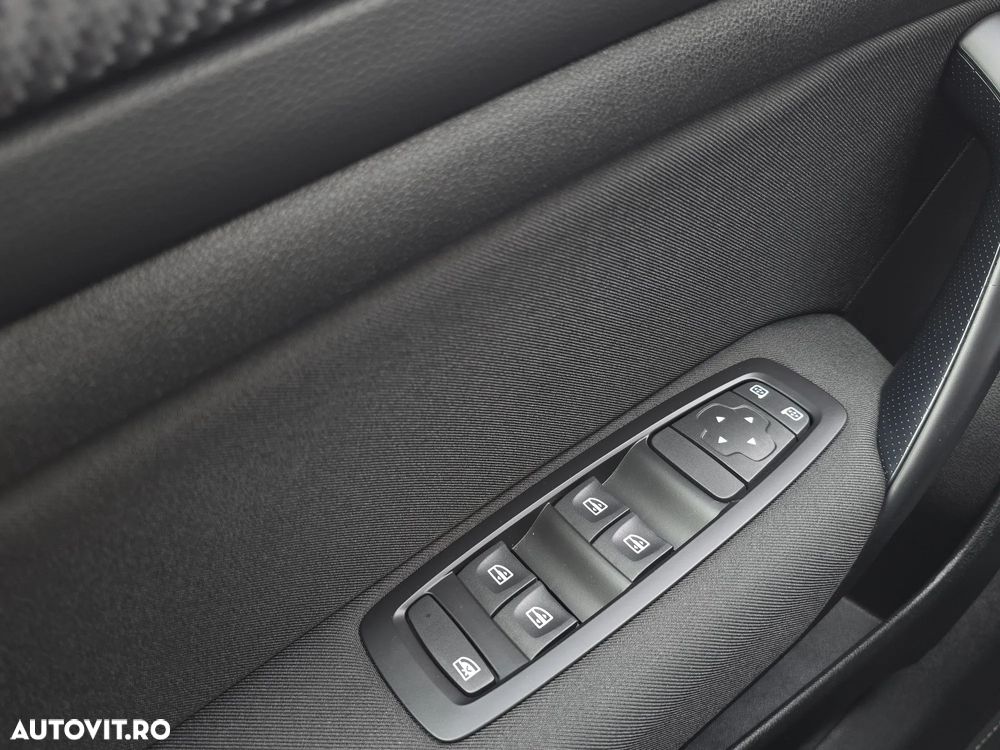 Renault Megane TCe 140 GPF Equilibre - 10