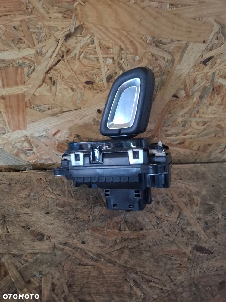 Volvo XC40 Wybierak Zmiany Biegów Automat 31437334 - 2