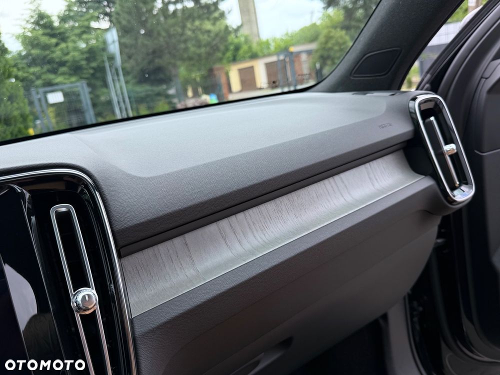 Volvo XC 40 T3 Inscription - 29