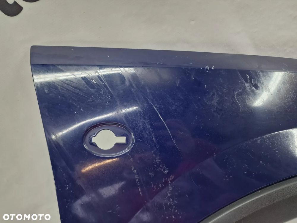 OPEL CORSA C LIFT 03-06 PRAWY BŁOTNKI PRZEDNI PRZÓD , GRANATOWY NIEMIETALIK , NR AUKCJI BŁ209 - 6