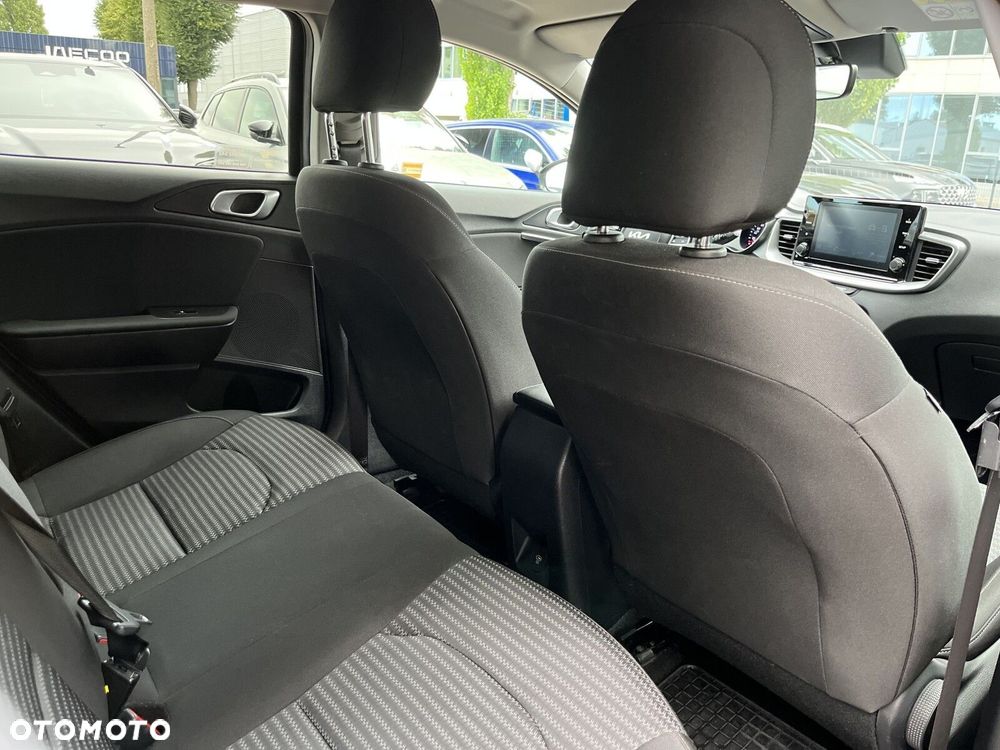 Kia XCeed 1.5 T-GDI M DCT - 27