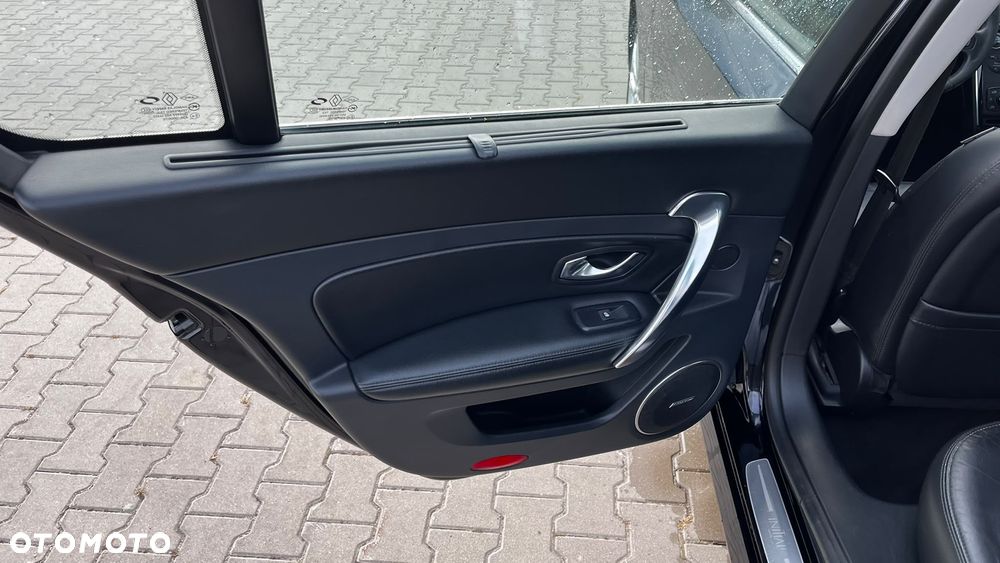 Renault Latitude - 22