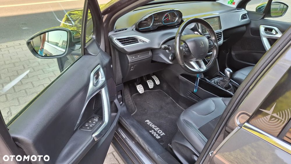 Peugeot 2008 1.2 Pure Tech GPF Crossway S&S - 19