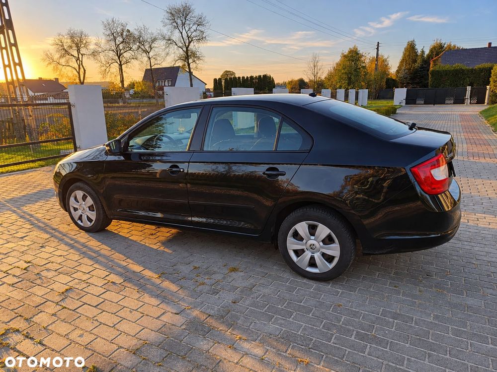 Skoda RAPID - 12