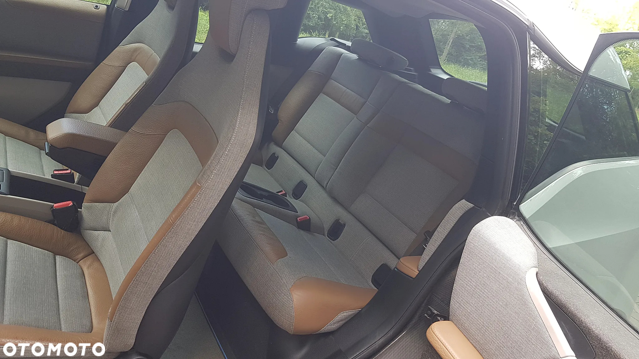 BMW i3 (Range Extender) - 16