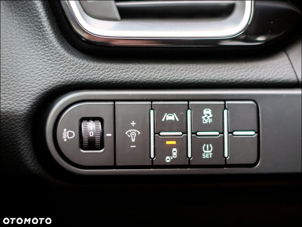 Kia ProCeed - 33