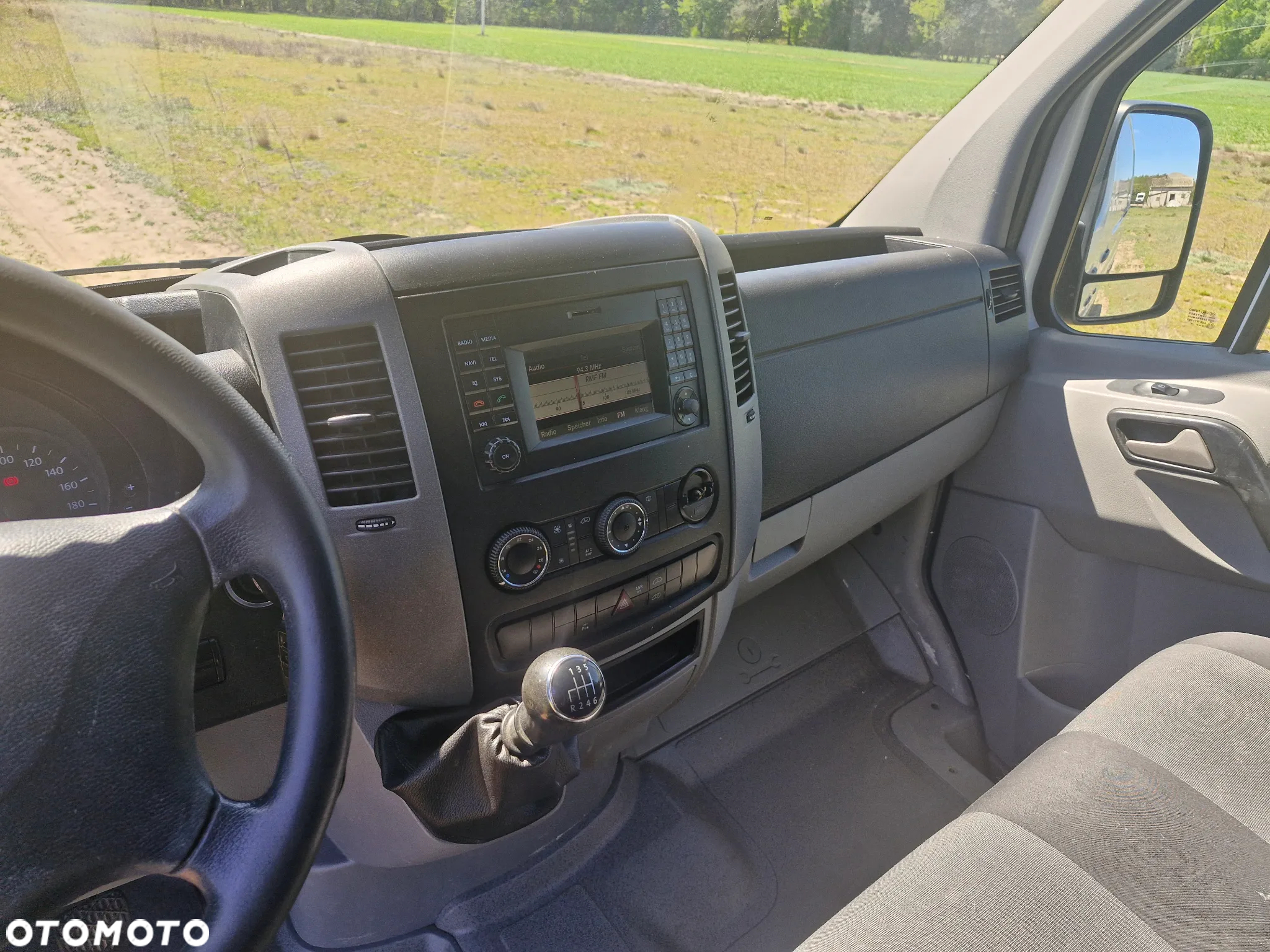 Volkswagen Crafter - 11