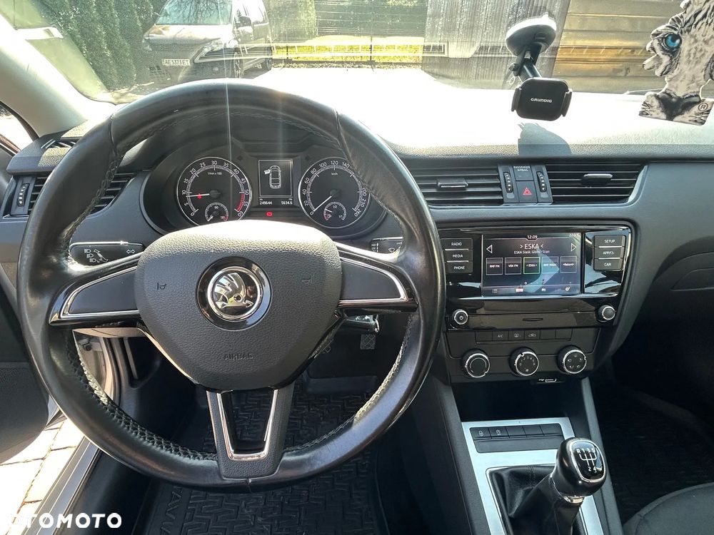 Skoda Octavia 1.6 TDI SCR Ambition - 8