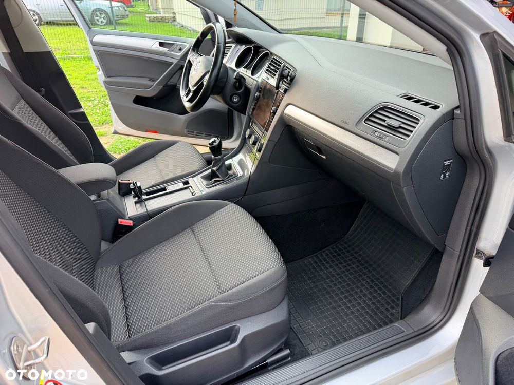 Volkswagen Golf 1.6 TDI BMT IQ Drive - 13