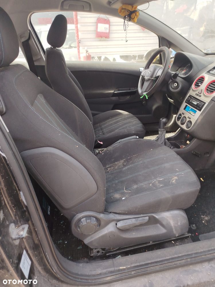 Opel Corsa D na części. - 5