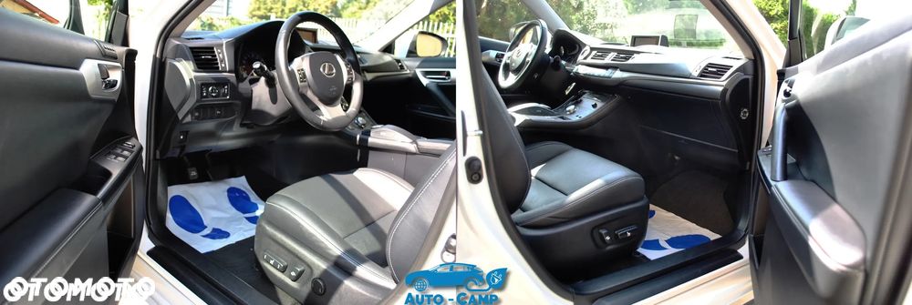 Lexus CT 200h Luxury Line - 12