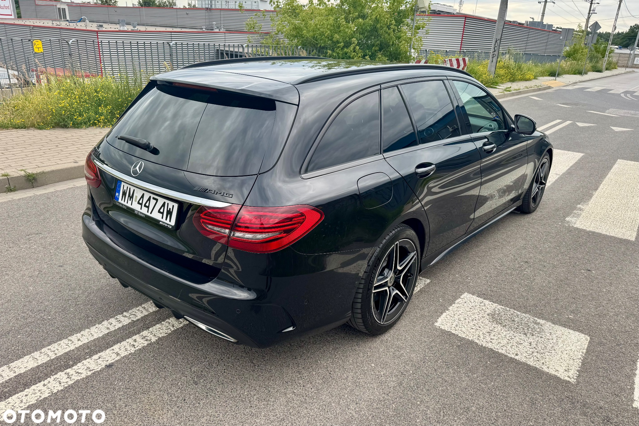 Mercedes-Benz Klasa C 220 d T 9G-TRONIC AMG Line - 11