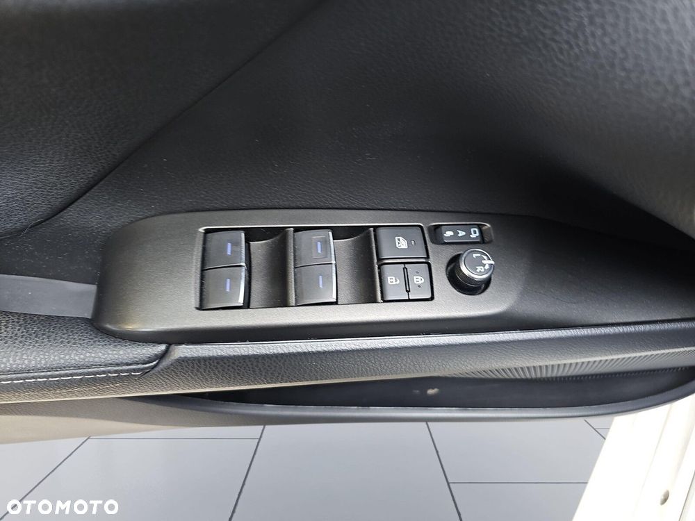 Toyota Camry 2.5 Hybrid Prestige CVT - 16