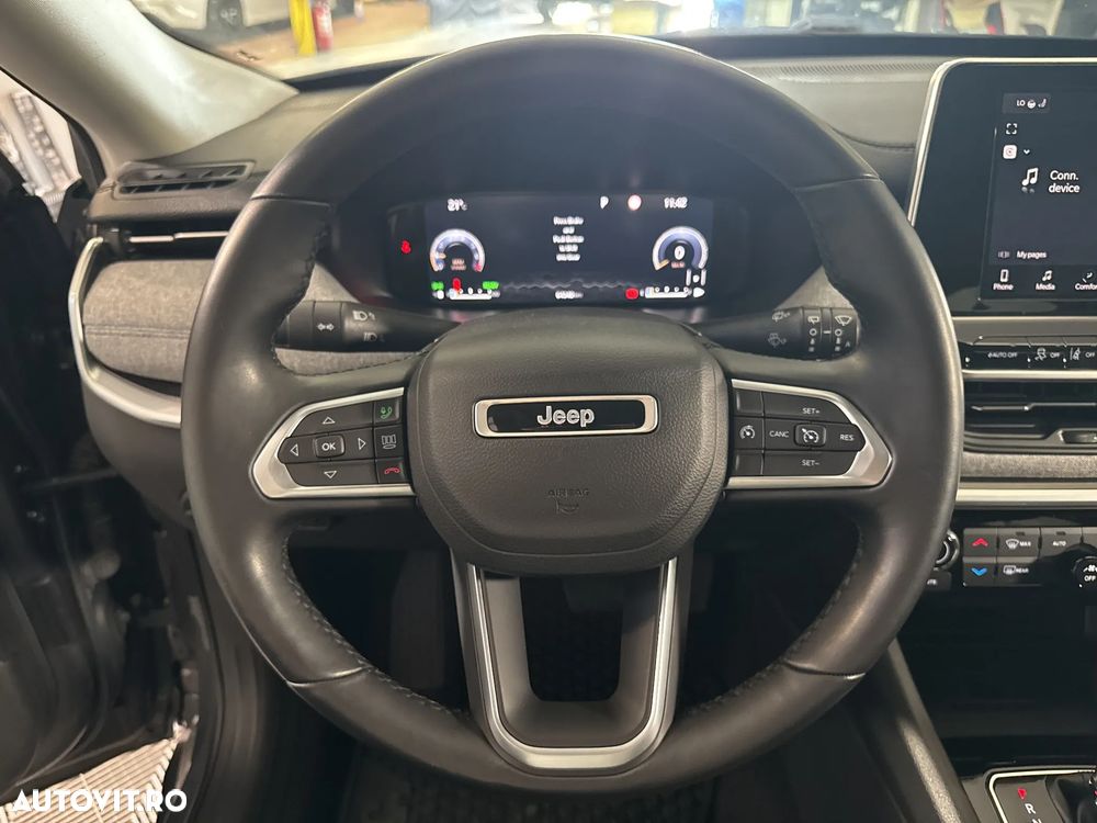 Jeep Compass - 17