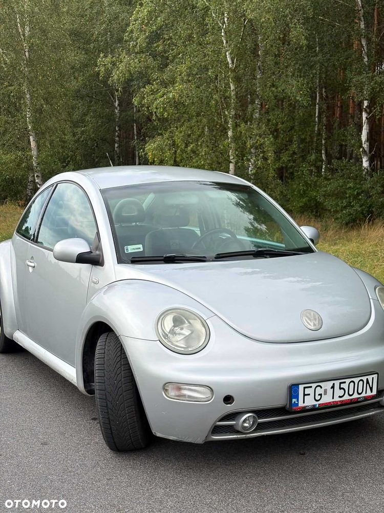 Volkswagen New Beetle - 4