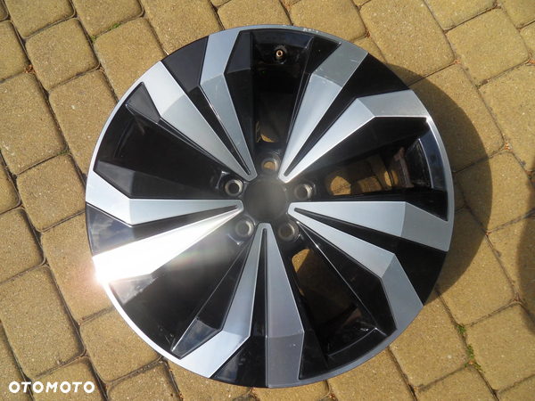 Felga 17'' 5x100 VW 2GM601025N 6,5x17 ET39 T-Cross