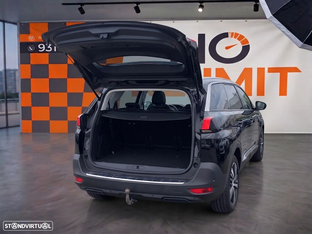 Peugeot 5008 1.2 PureTech Allure - 4