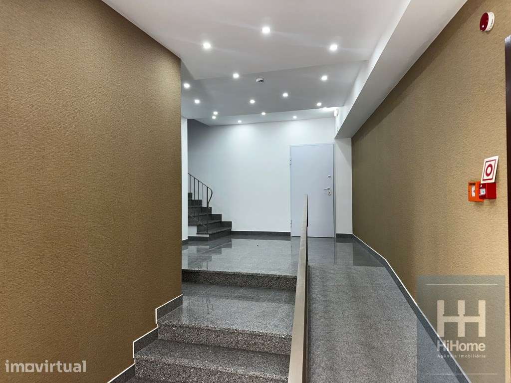 Apartamento T1 na Rua da Carreira, Funchal - Grande imagem: 2/21