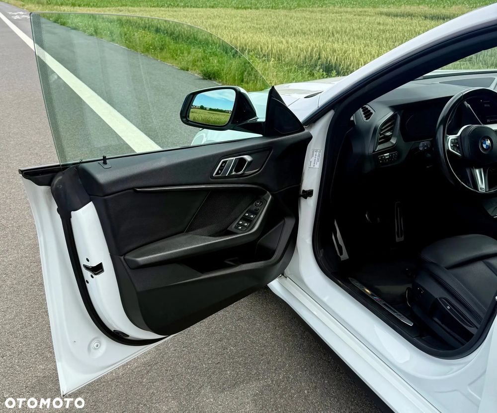 BMW Seria 2 218i M Sport - 8