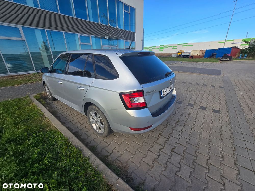 Skoda Fabia 1.0 Active - 2