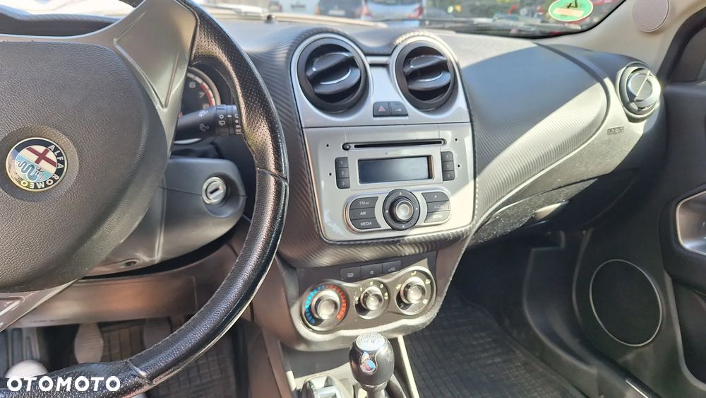 Alfa Romeo Mito 1.4 16V - 9