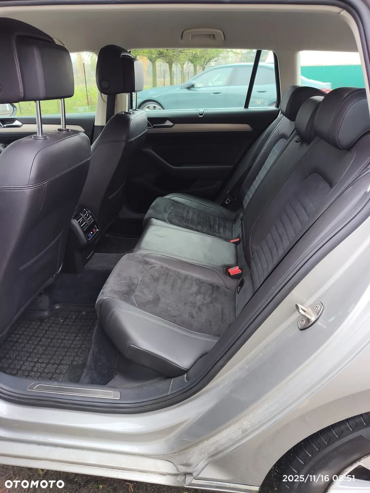 Volkswagen Passat - 7