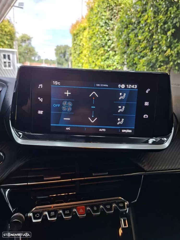 Peugeot 208 1.2 PureTech Allure Pack EAT8 - 14
