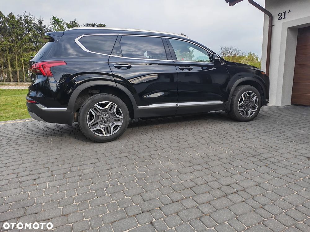 Hyundai Santa Fe - 3