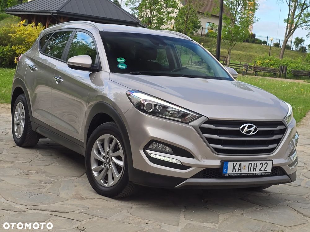 Hyundai Tucson 2.0 CRDi 4WD Automatik Style - 36