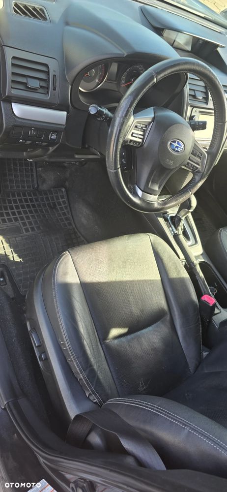 Subaru Forester 2.0XT Platinum Lineartronic - 8
