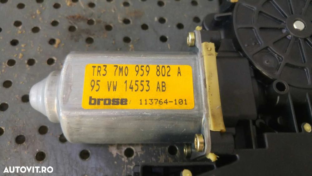 Motoras macara geam dreapta fata ford galaxy wgr 7m0959802a - 2