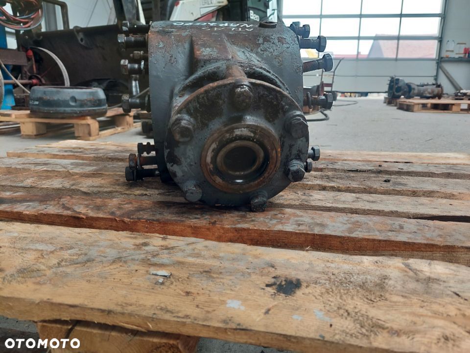 OBUDOWA DYFERENCJAŁU ATLAS KOPARKA [D-23, SZ-12] [NAP 2070] - 6