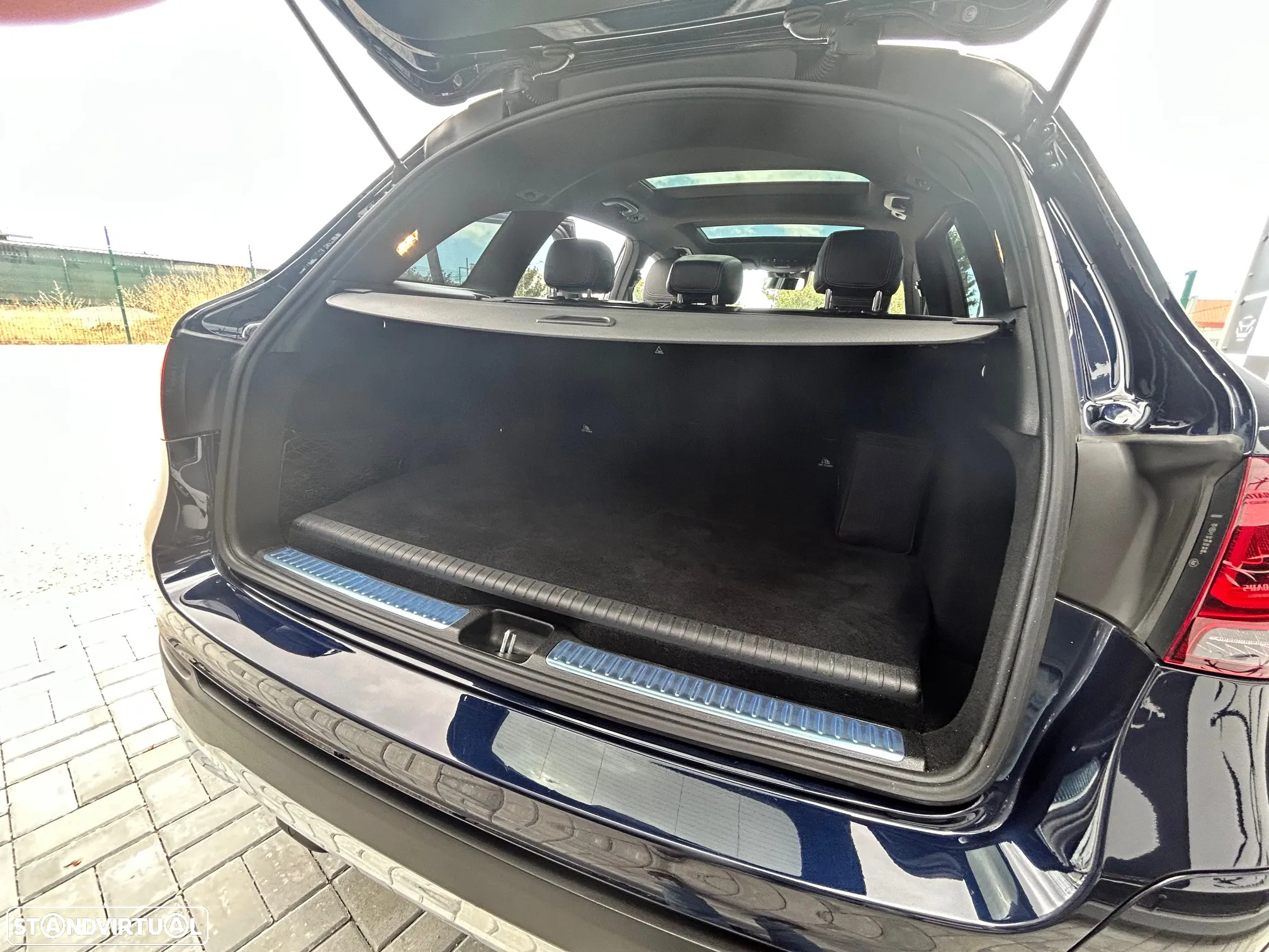 Mercedes-Benz GLC 300 de 4Matic - 28