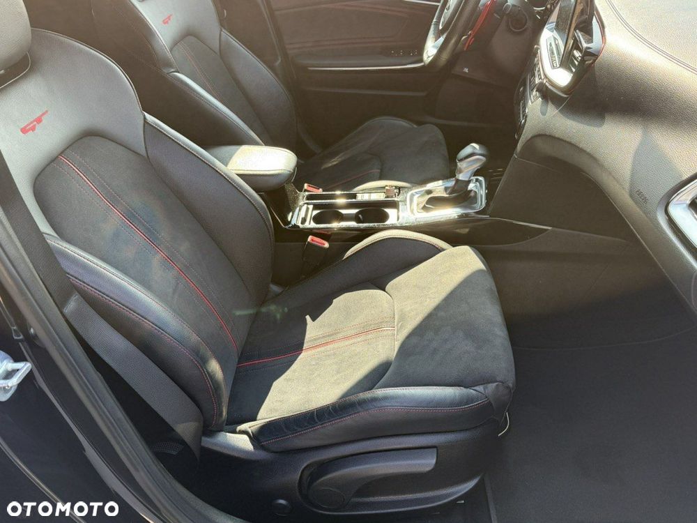 Kia Ceed 1.6 T-GDI GT DCT - 13