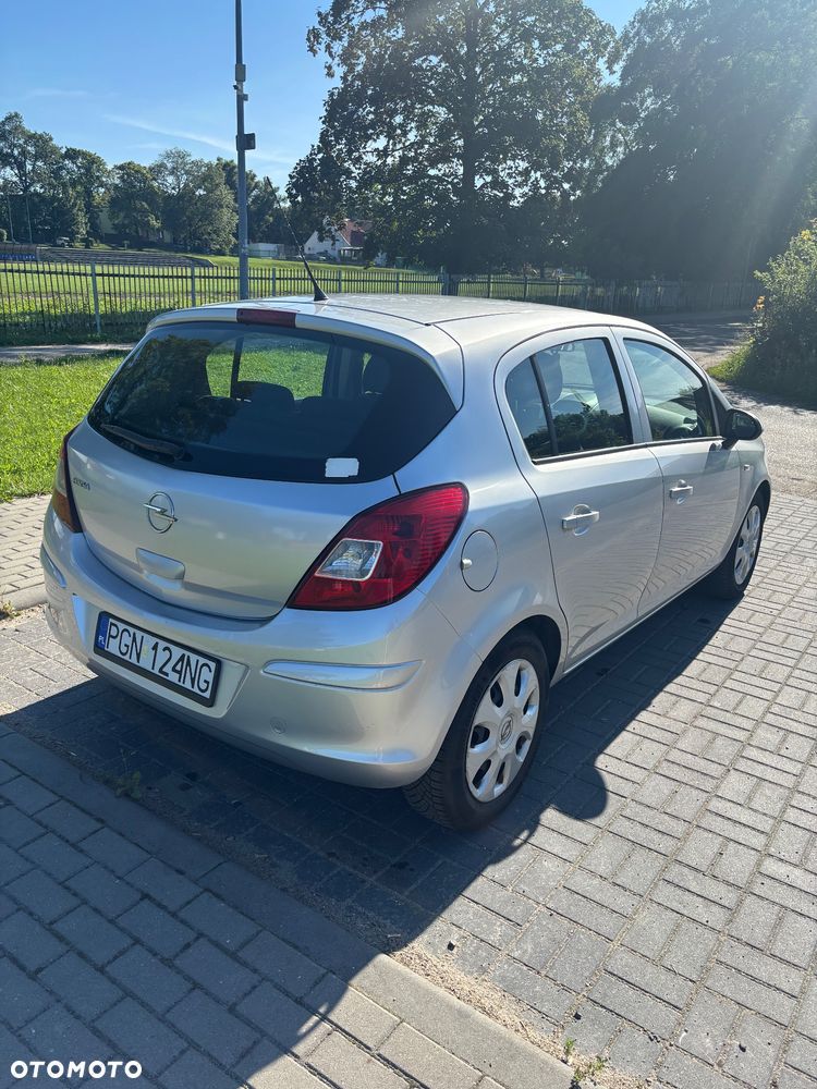 Opel Corsa 1.2 16V Enjoy - 6