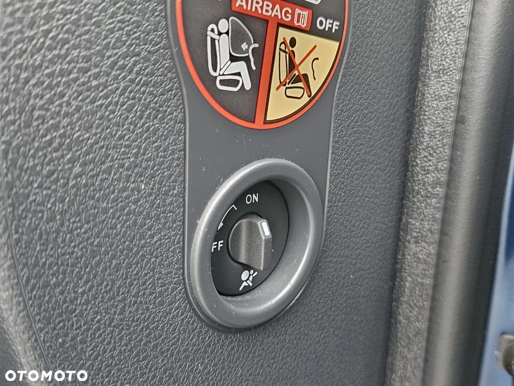 Dacia Lodgy 1.6 SCe Laureate S&S - 35