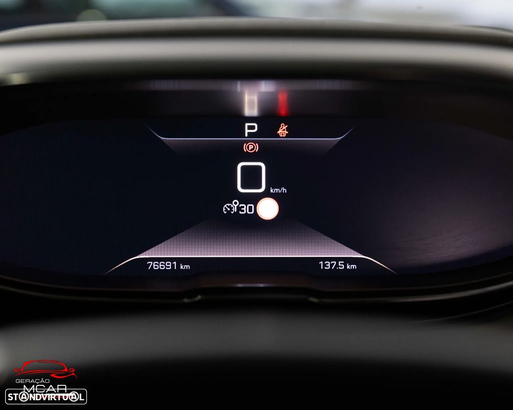 Peugeot 5008 1.5 BlueHDi GT Line EAT8 - 21