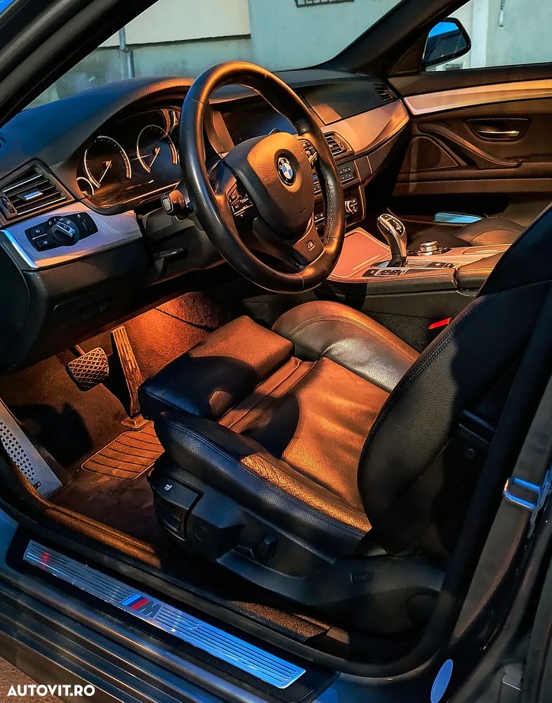 BMW Seria 5 520i Sport-Aut. - 7