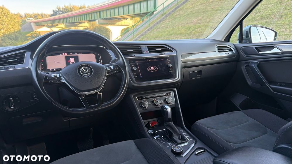 Volkswagen Tiguan Allspace - 8