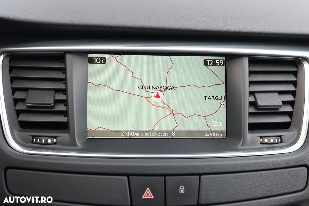 Peugeot 508 RXH Hybrid4 - 6