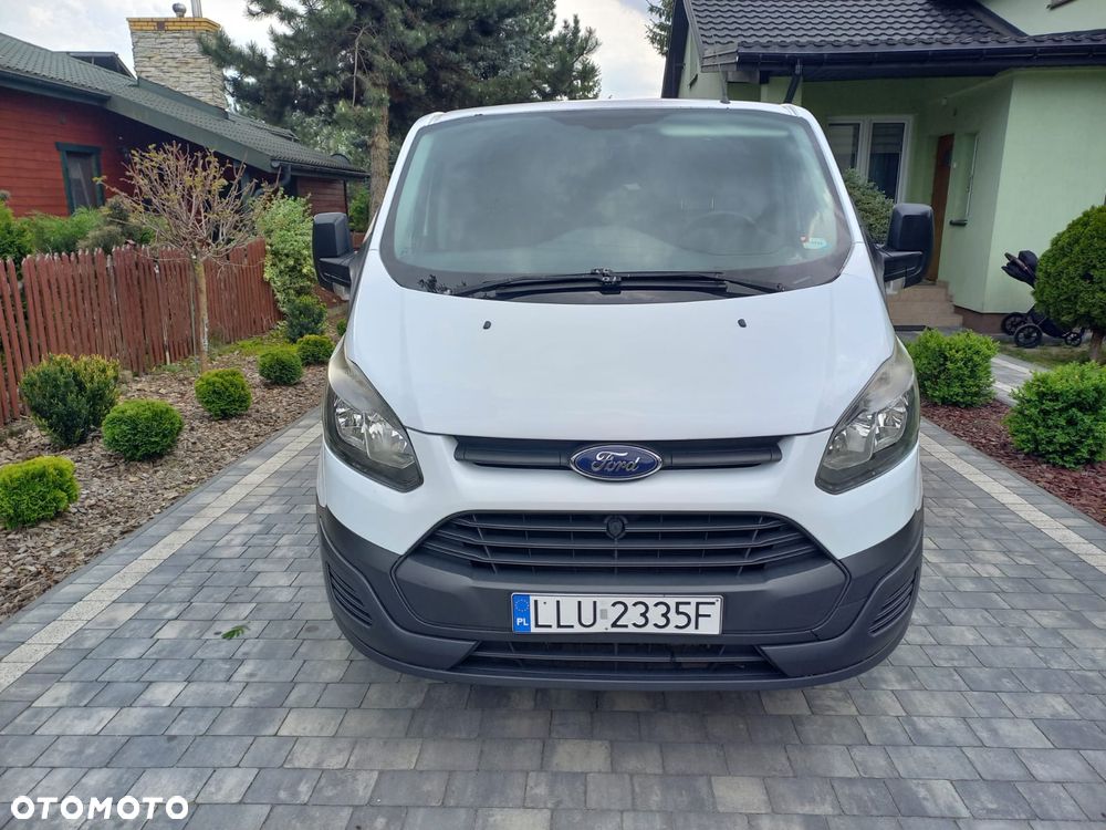 Ford Custom - 2